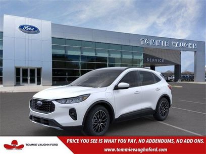 New 2025 Ford Escape SE w/ Class II Trailer Tow Package