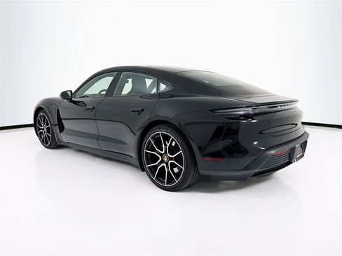 Certified 2023 Porsche Taycan image 3