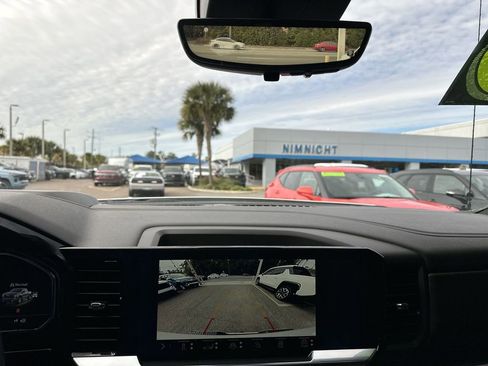 Used 2025 Chevrolet Silverado 1500 High Country image 25