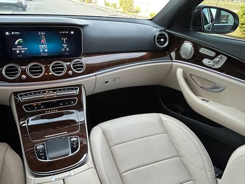 Used 2023 Mercedes-Benz E 350 Sedan image 11