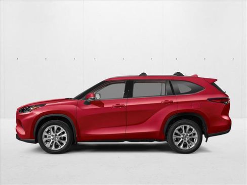 New 2026 Toyota Highlander Limited AWD/4WD image 3