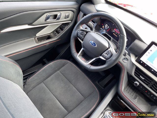 Used 2025 Ford Explorer ST w/ Sun And Sound Package AWD/4WD image 21