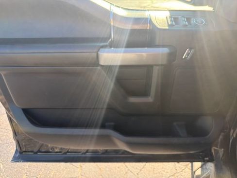 Used 2019 Ford F150 XLT w/ Equipment Group 302A Luxury AWD/4WD image 20