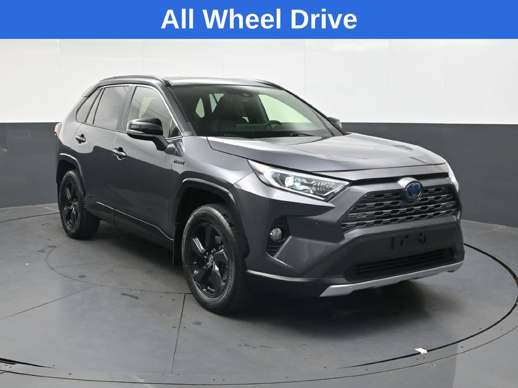Used 2019 Toyota RAV4 XSE AWD/4WD image 2