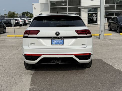 Certified 2023 Volkswagen Atlas Cross Sport SEL R-Line AWD/4WD image 5
