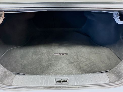 Used 2025 Nissan Sentra SV image 26