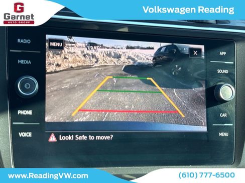 Used 2019 Volkswagen Tiguan SE image 19