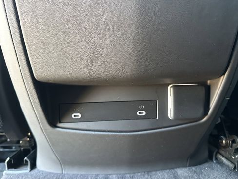 Used 2022 Cadillac Escalade ESV Sport w/ Touring Package image 37