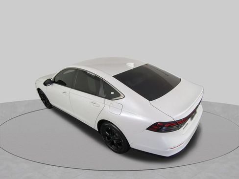 Used 2024 Honda Accord LX image 34