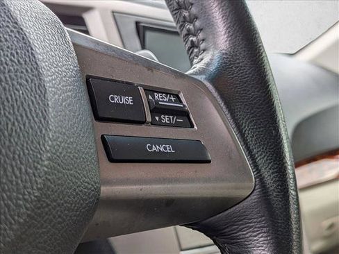 Used 2012 Subaru Outback 3.6R Limited image 12