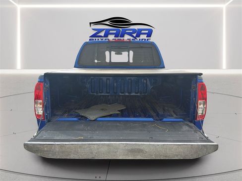 Used 2014 Nissan Frontier SV AWD/4WD image 25