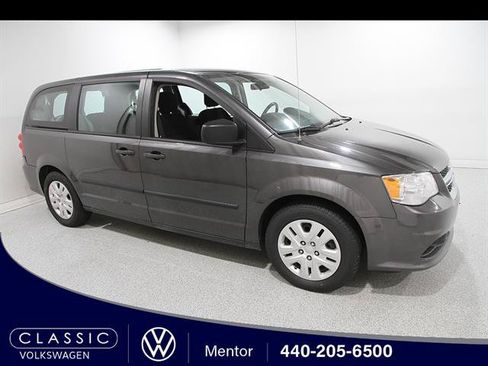 Used 2016 Dodge Grand Caravan American Value Package FWD image 1