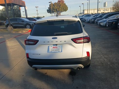 Used 2025 Ford Escape Active image 10