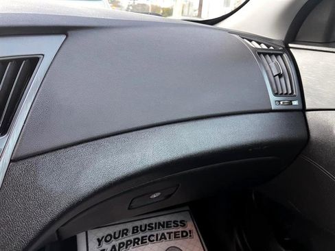 Used 2013 Hyundai Sonata SE image 18