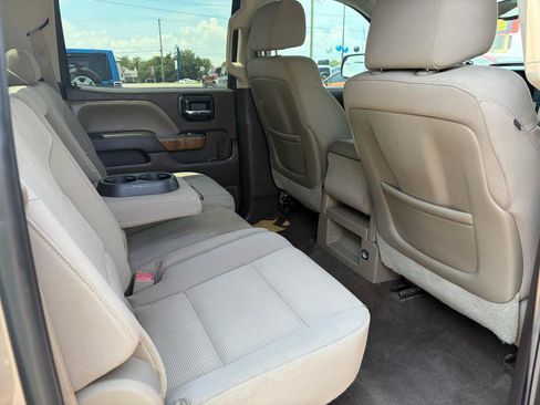 Used 2014 GMC Sierra 1500 SLE w/ SLE Value Package AWD/4WD image 17