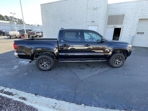 Used 2022 Toyota Tacoma SR5 image 12