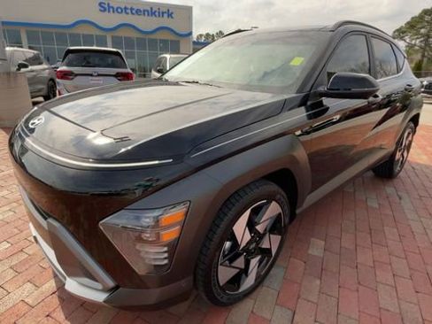 Used 2024 Hyundai Kona Limited FWD image 5