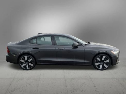 Certified 2025 Volvo S60 T8 Plus AWD/4WD image 7