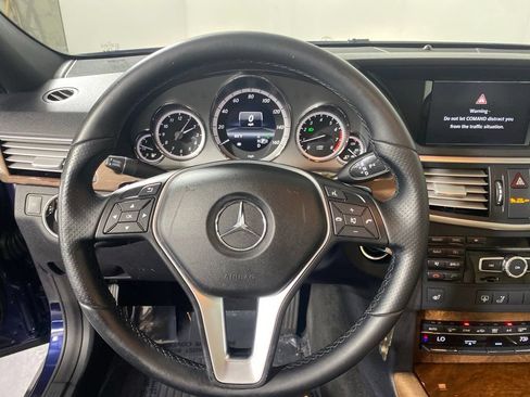 Used 2013 Mercedes-Benz E 350 Sedan image 16