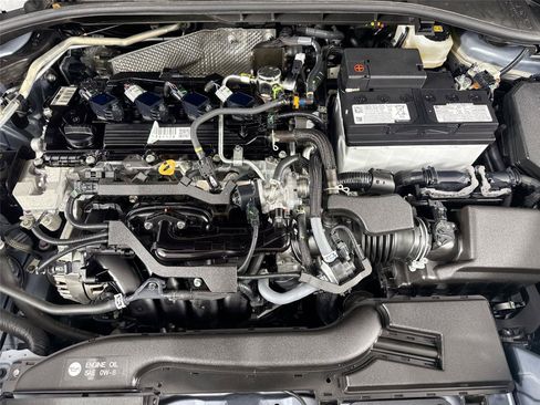 Certified 2025 Toyota Corolla Cross XLE FWD image 38