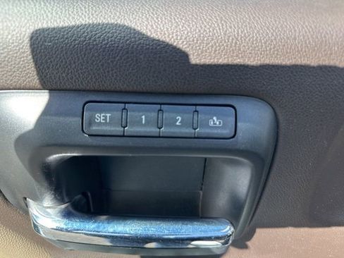 Used 2018 Chevrolet Silverado 1500 LTZ w/ LTZ Plus Package image 8