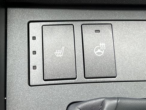 Used 2025 Lexus IS 350 F Sport image 31