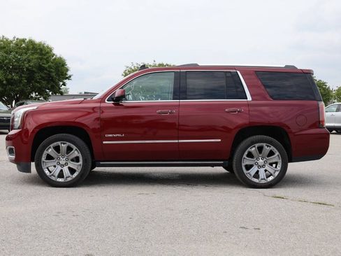 Used 2017 GMC Yukon Denali w/ Open Road Package AWD/4WD image 8