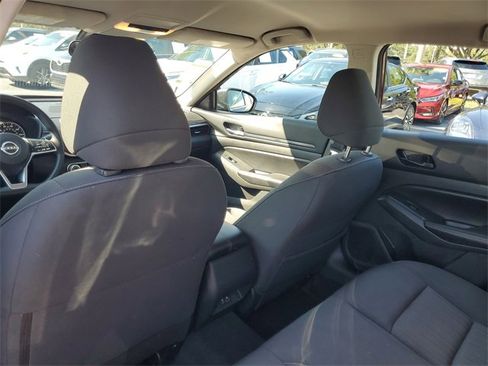 Used 2024 Nissan Altima 2.5 SV image 25