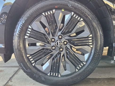 New 2026 Nissan Murano Platinum w/ Cargo Package AWD/4WD image 10