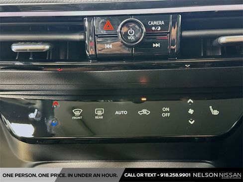 New 2025 Nissan Kicks SR w/ SR Premium Package image 15