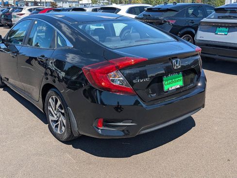 Used 2016 Honda Civic EX image 4