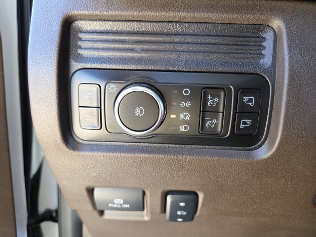 Certified 2025 Ford F250 King Ranch w/ FX4 Off-Road Package AWD/4WD image 25