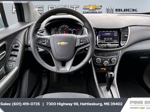 Used 2020 Chevrolet Trax LS w/ Tint and Cruise Package image 5