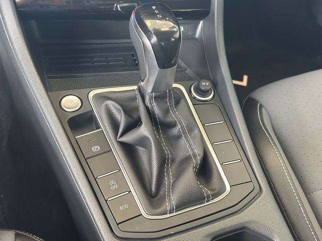 Certified 2026 Volkswagen Jetta SE FWD image 17