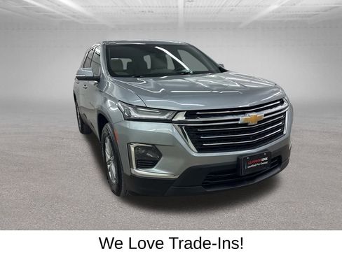 Certified 2023 Chevrolet Traverse LT image 3