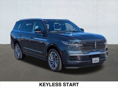 Certified 2023 Lincoln Corsair FWD image 7