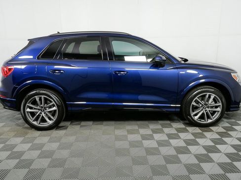 Used 2024 Audi Q3 2.0T Premium Plus image 2
