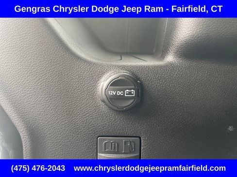 Certified 2025 Jeep Wrangler Unlimited Sahara w/ Safety Group AWD/4WD image 27