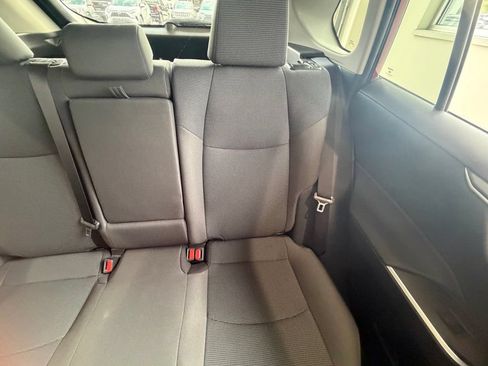 Used 2023 Toyota RAV4 LE AWD/4WD image 15