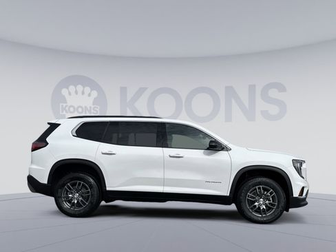 New 2026 GMC Acadia Elevation image 8