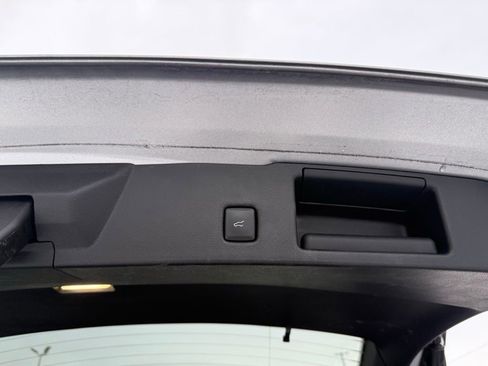 Used 2022 Ford Escape SE w/ Convenience Package image 21