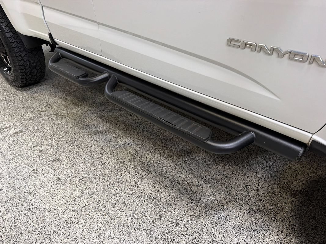 Used 2015 GMC Canyon SLE RWD image 41