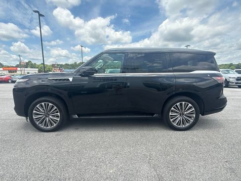 Used 2025 INFINITI QX80 Sensory AWD/4WD image 5