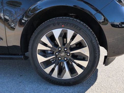 New 2026 Ford Expedition Max Platinum w/ Driver's Package image 10