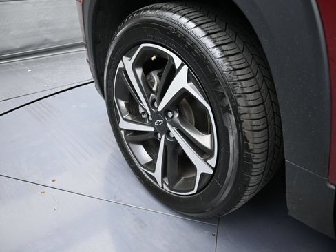Used 2023 Chevrolet TrailBlazer RS w/ Convenience Package FWD image 32