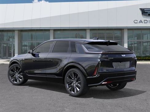 New 2026 Cadillac Lyriq Signature Sport AWD/4WD image 4