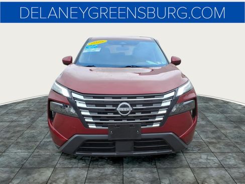 Used 2025 Nissan Rogue SV AWD/4WD image 8