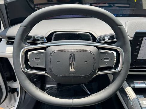 New 2026 Lincoln Nautilus Reserve w/ Jet Appearance Package AWD/4WD image 30