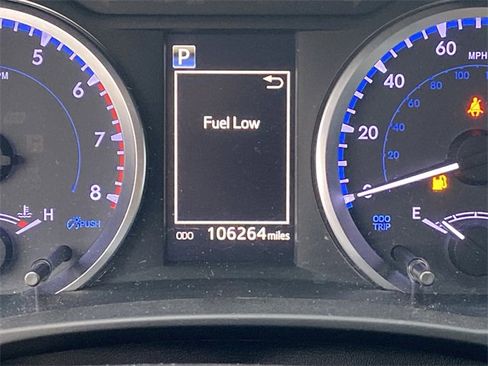 Used 2019 Toyota Highlander LE image 17