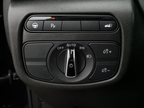 Used 2025 INFINITI QX50 Luxe image 27